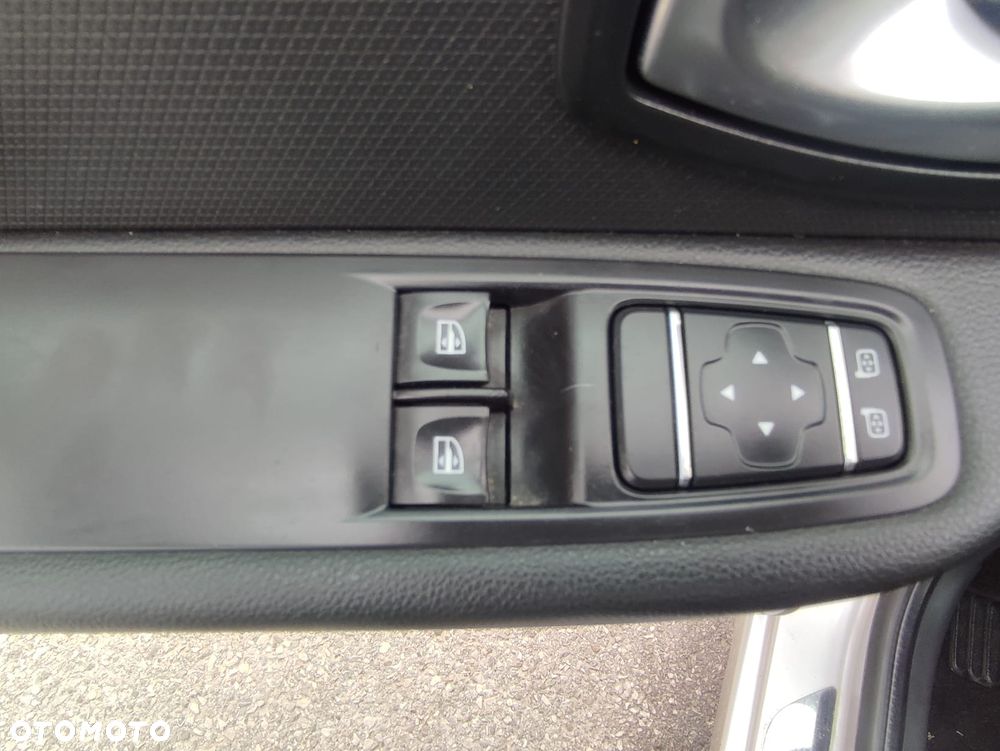 Renault Clio (Energy) TCe 90 Start & Stop LIMITED - 19