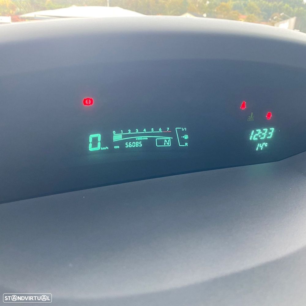 Toyota Yaris 1.0 VVT-i Sol High Pack MMT - 8