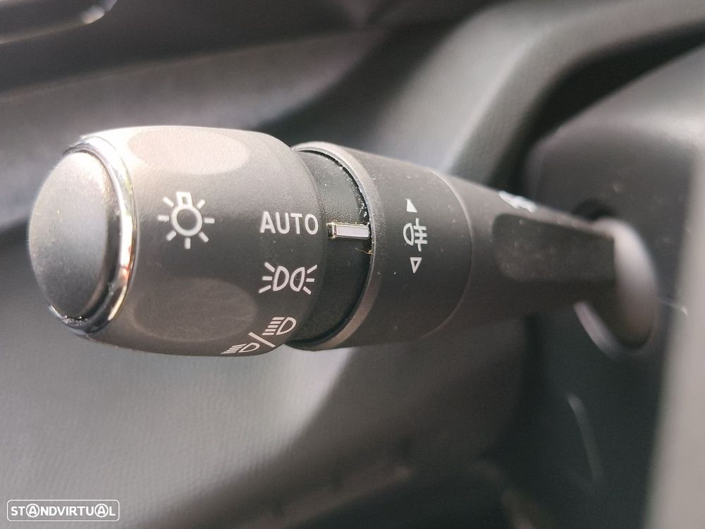 Peugeot 308 SW 1.5 BlueHDi Allure Pack EAT8 - 15