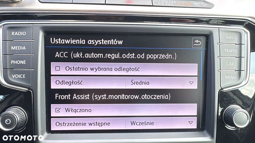 Volkswagen Passat 2.0 TDI BMT Highline DSG - 29