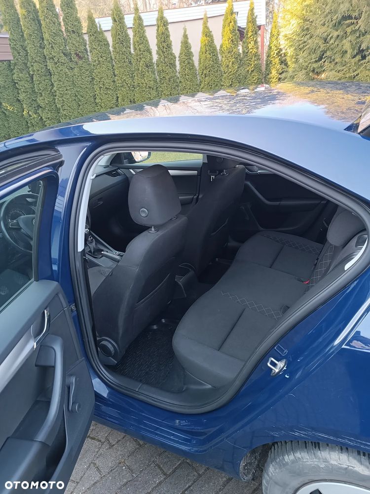 Skoda Octavia 1.6 TDI Active - 8