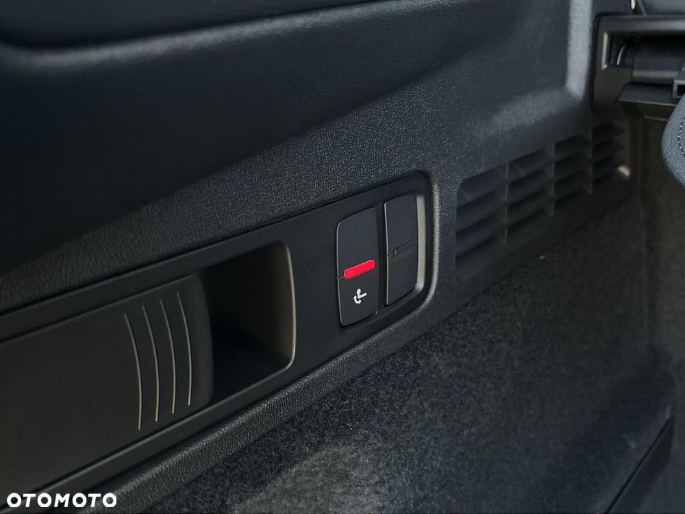 Audi Q5 Sportback - 13