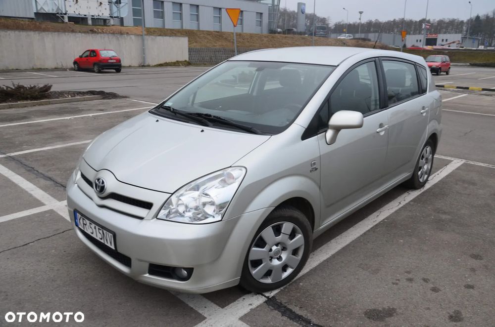 Toyota Corolla Verso 2.0 D-4D Sol - 1
