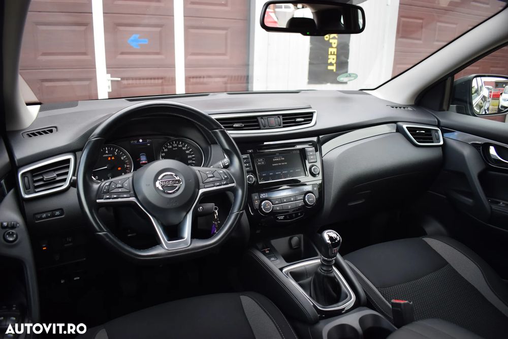 Nissan Qashqai 1.3 DIG-T N-CONNECTA - 8