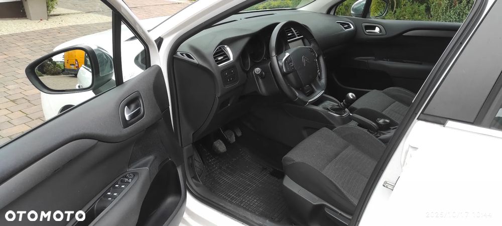 Citroën C4 1.2 e-THP Selection - 6