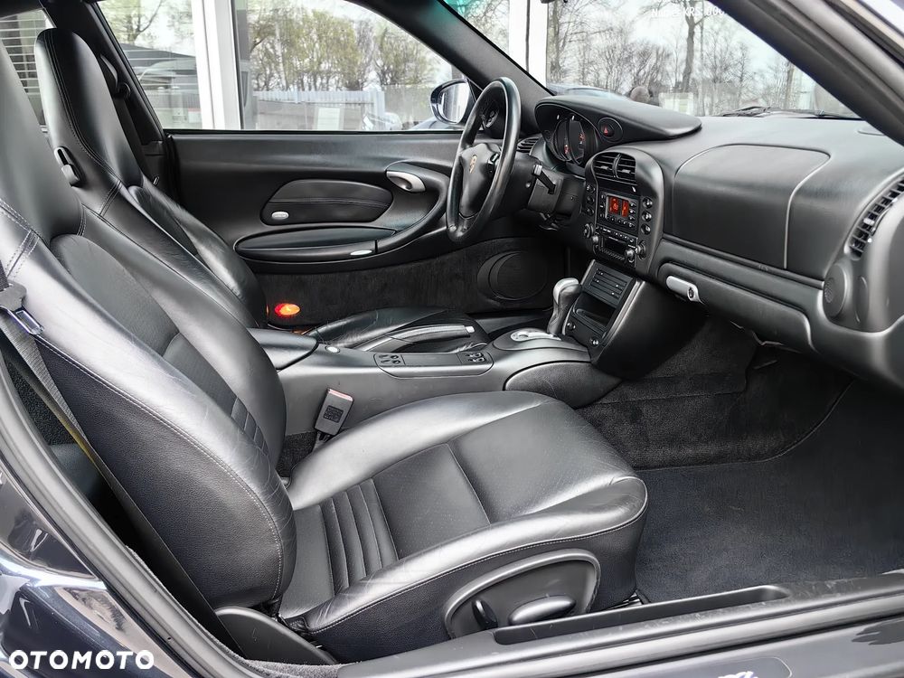 Porsche 911 - 24