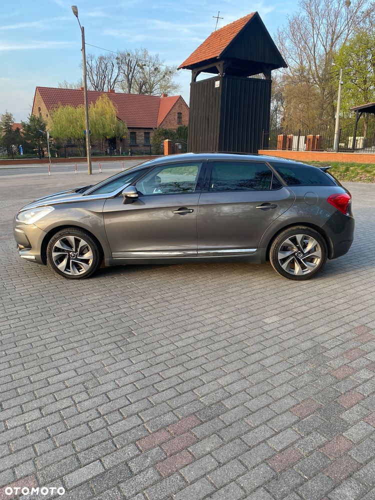 Citroën DS5 2.0 HDi SoChic - 5