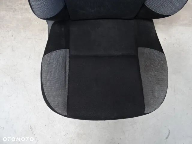 FOTEL PRAWY PRZÓD PEUGEOT 207 SW 9638053360 NR97 - 2