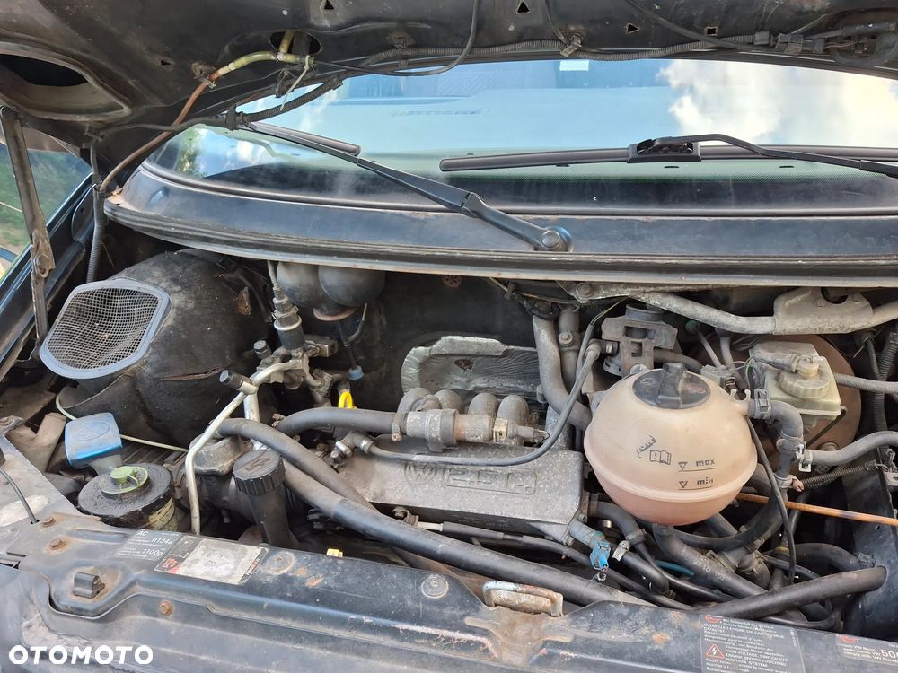 Volkswagen Transporter - 8