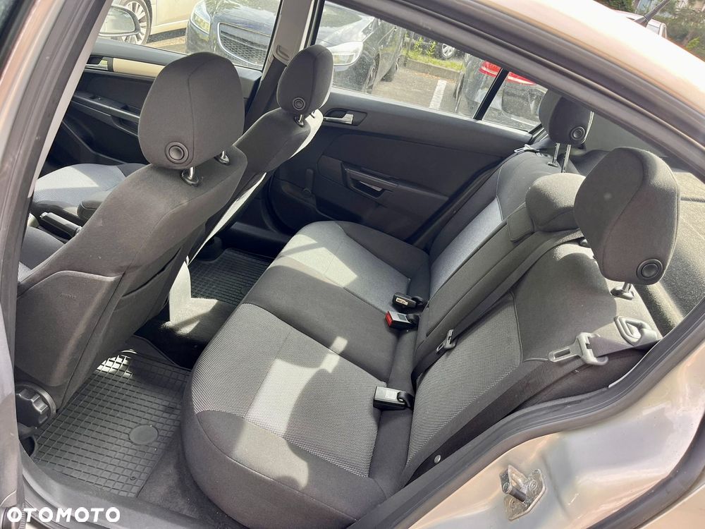 Opel Astra - 12