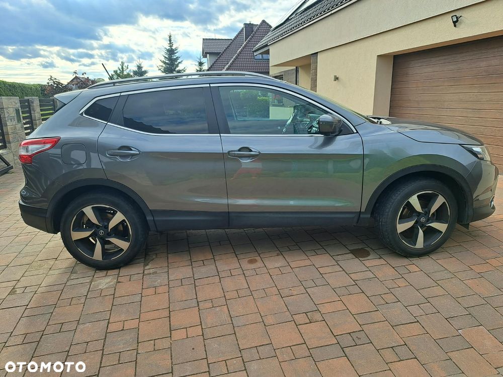 Nissan Qashqai 1.5 dCi N-Connecta - 4