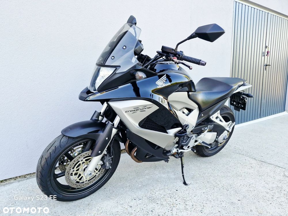 Honda VFR - 3