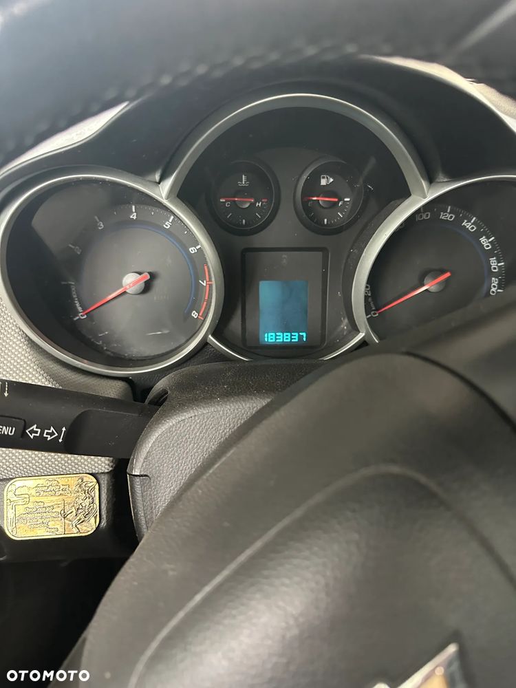 Chevrolet Cruze 1.6 - 7