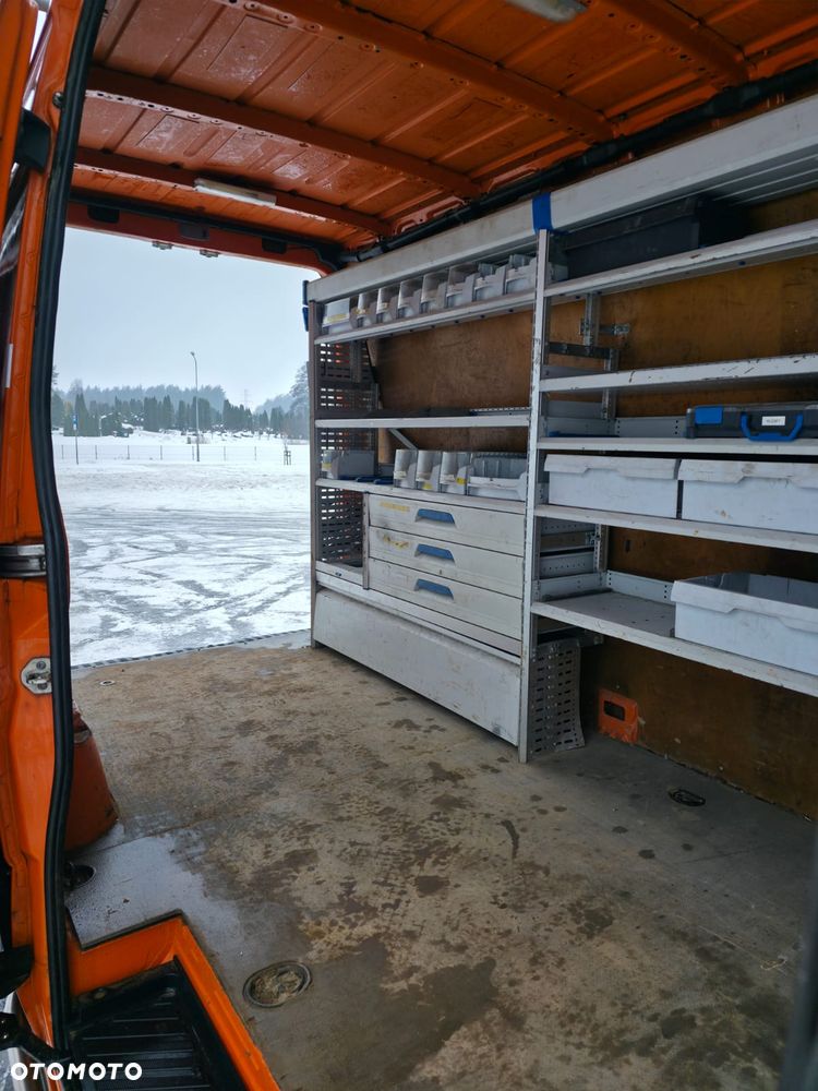 Mercedes-Benz Sprinter z zabudową warsztatową - 20