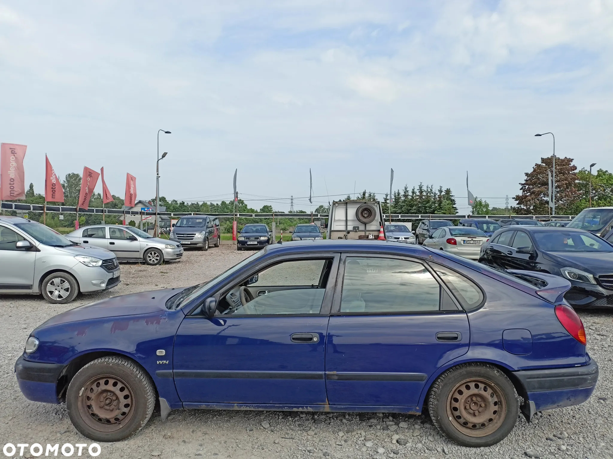 Toyota Corolla - 2