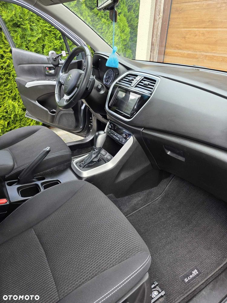 Suzuki S-Cross - 5