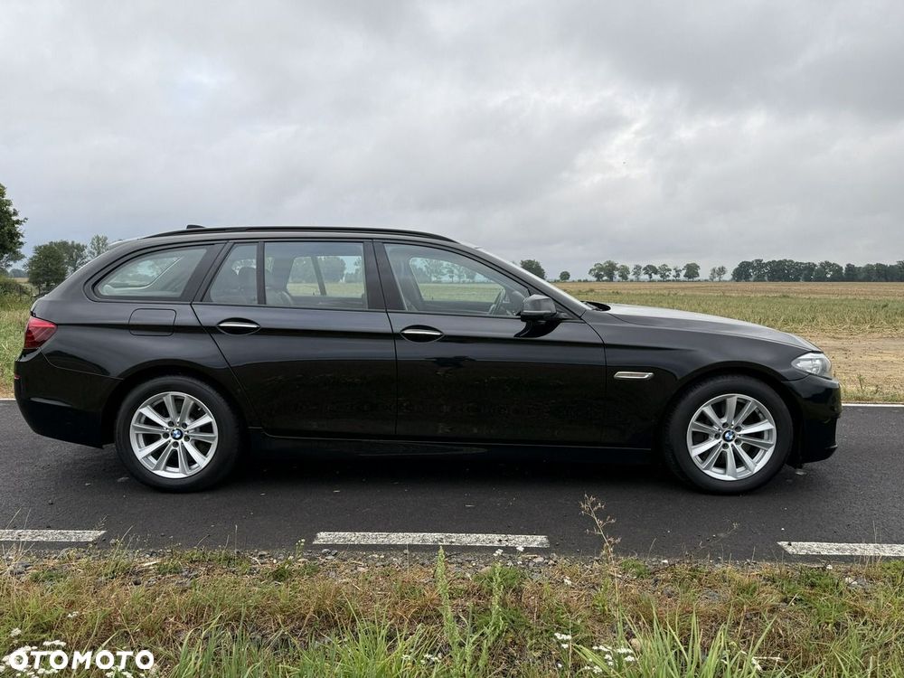 BMW Seria 5 530d Sport-Aut - 30