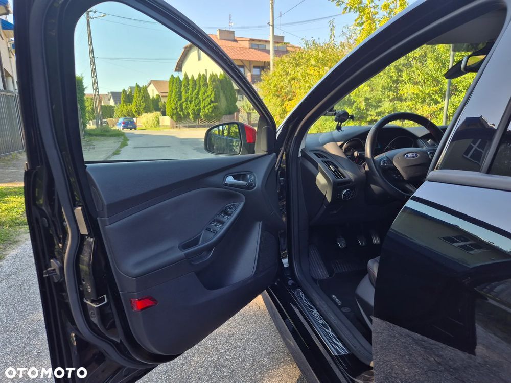 Ford Focus 1.5 EcoBoost ST-Line Black ASS - 20
