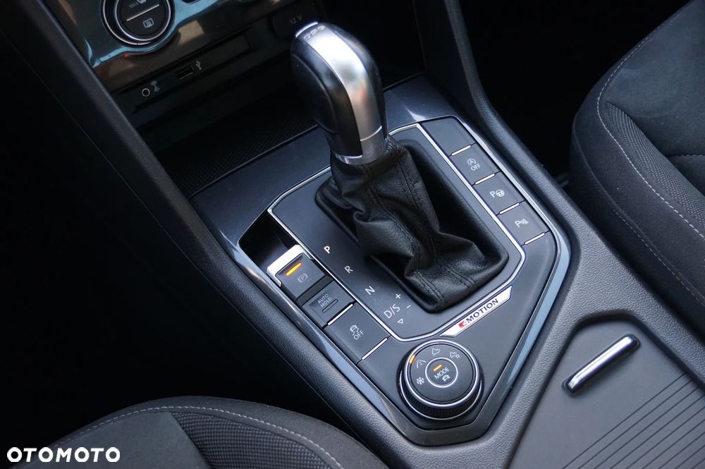 Volkswagen Tiguan 2.0 TDI SCR 4MOTION DSG Highline - 17