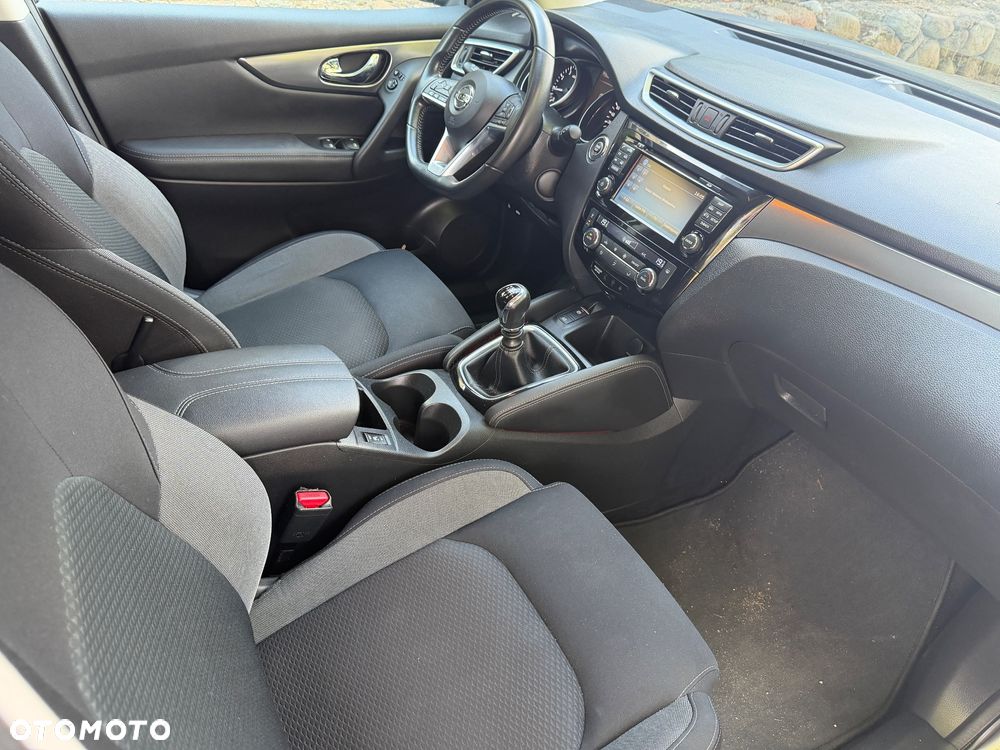 Nissan Qashqai 1.3 DIG-T Acenta EU6d - 9