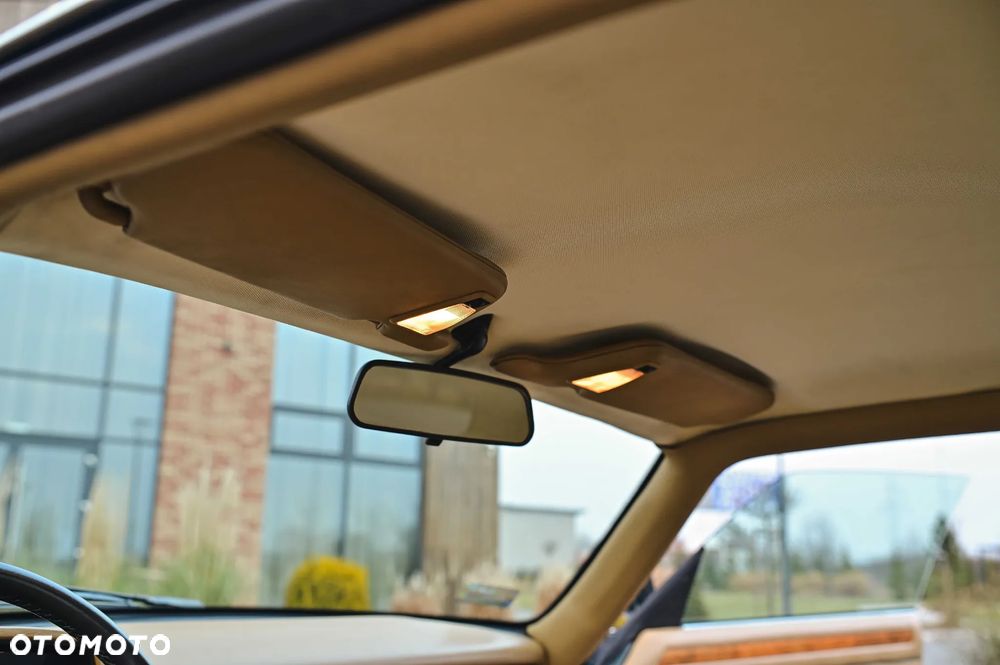Jaguar XJS - 25