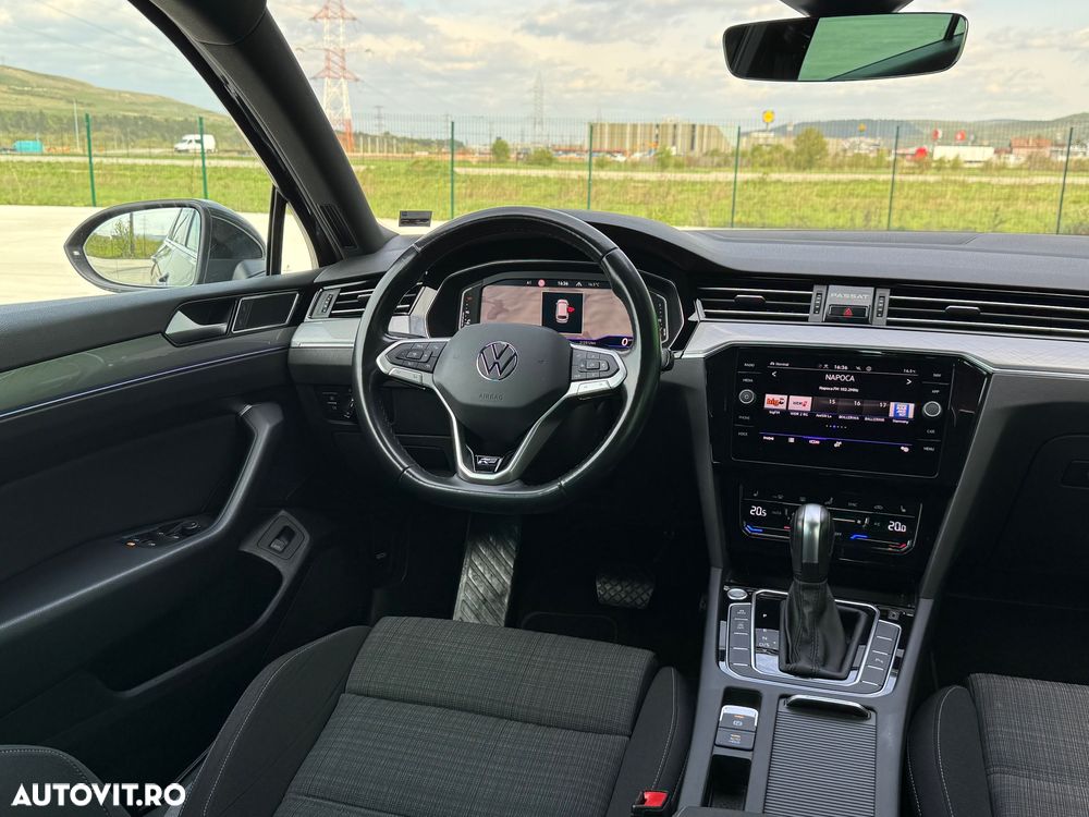 Volkswagen Passat 2.0 TDI SCR DSG Highline - 16