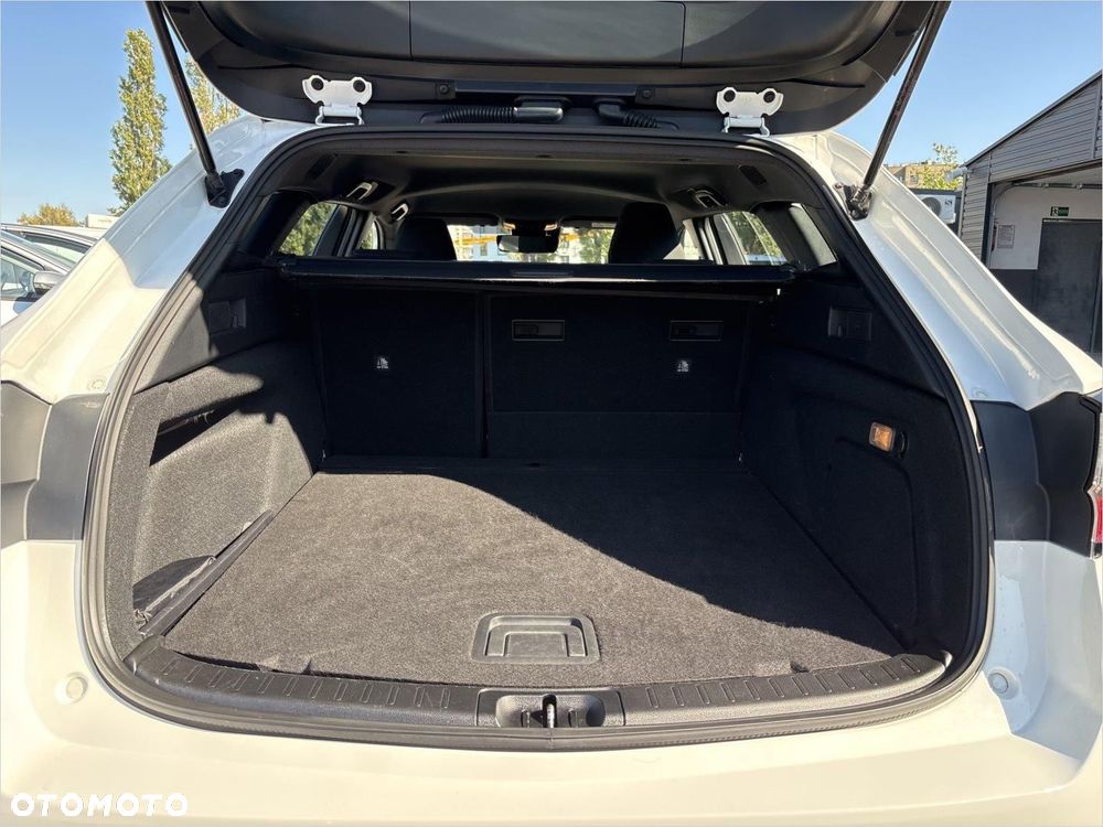 Toyota Corolla 2.0 Hybrid Comfort - 16
