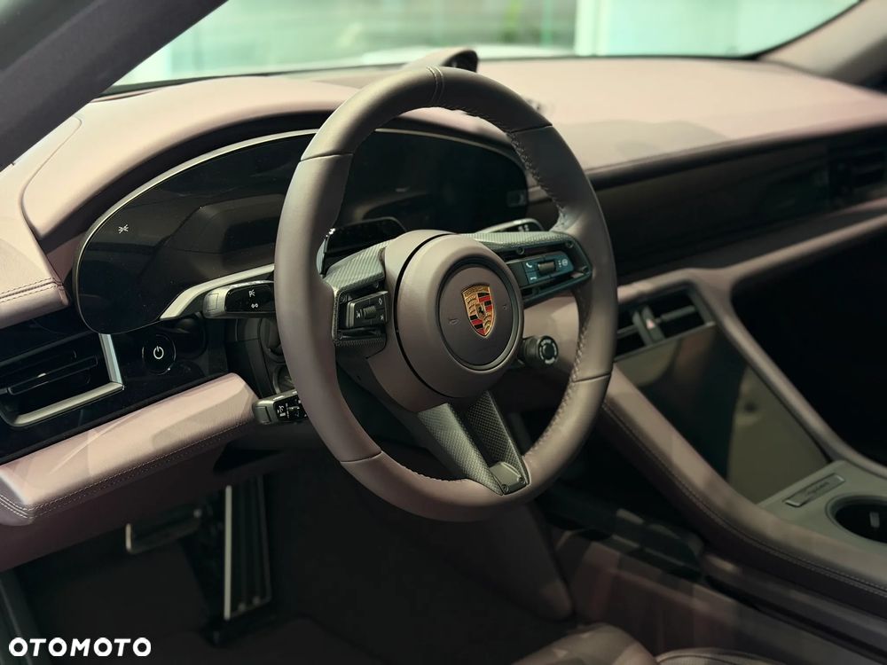 Porsche Taycan 105kWh 4S Performance Plus - 16