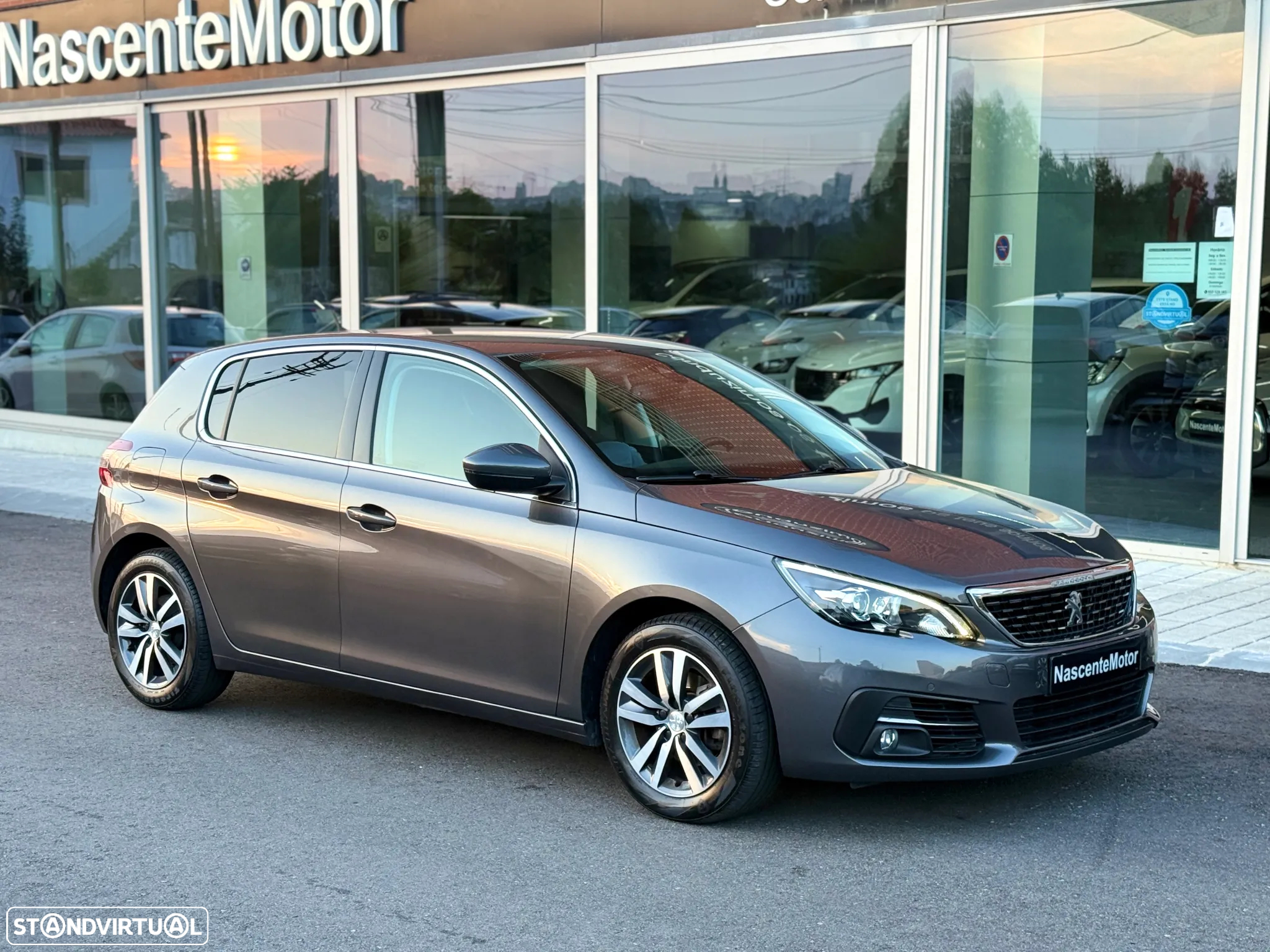 Peugeot 308 1.2 PureTech Allure EAT8 - 3