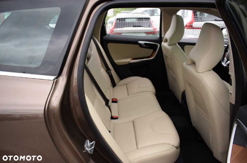 Volvo XC 60 - 7