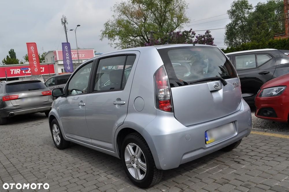 Daihatsu Sirion 1.3 - 11