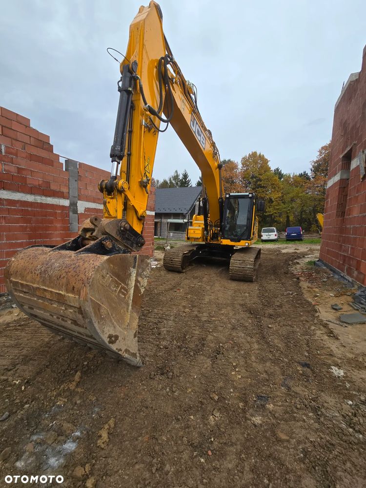 JCB 220XLC - 4