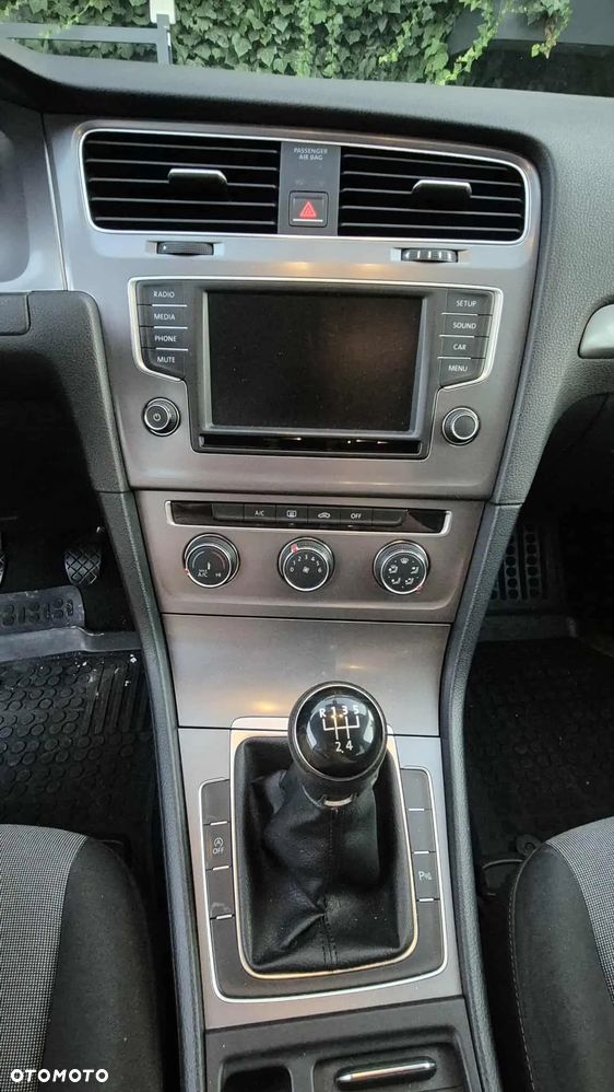 Volkswagen Golf VII 1.6 TDI BlueMotion Trendline - 9