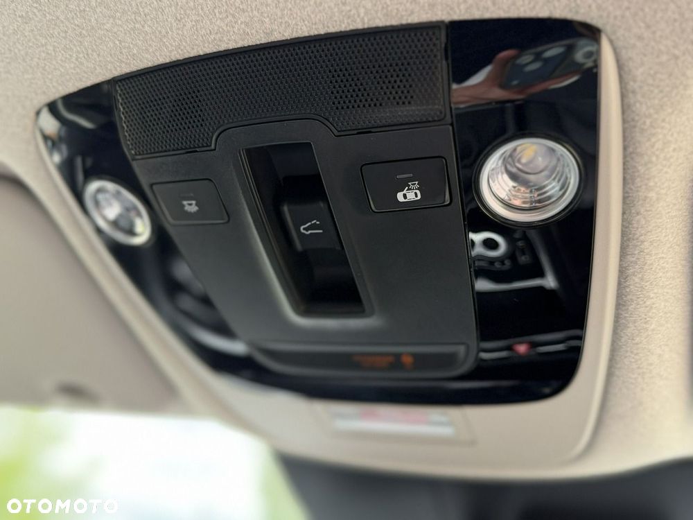 Kia Niro - 38