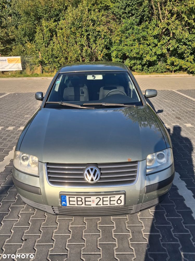 Volkswagen Passat 1.9 TDI - 16