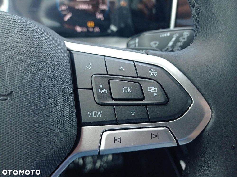 Volkswagen Golf - 26