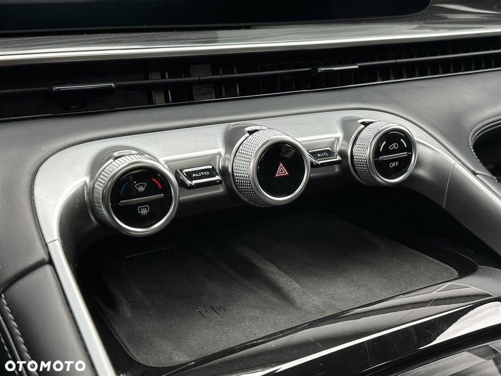 Omoda 9 1.5 Super Hybrid Exclusive AWD - 21
