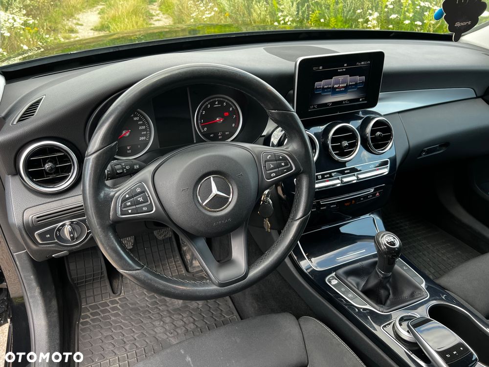 Mercedes-Benz Klasa C 180 - 9