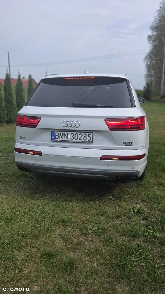 Audi Q7 - 6