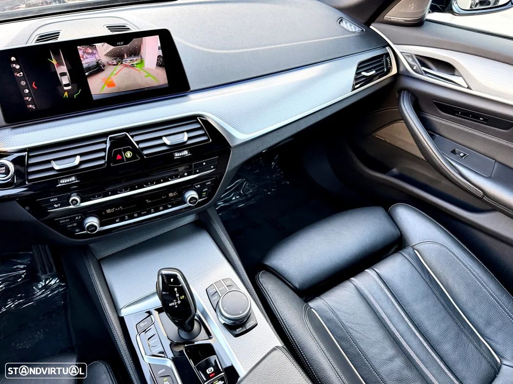 BMW 530 e iPerformance Pack M - 17