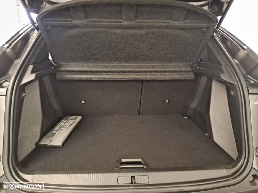 Peugeot 2008 1.2 PureTech Allure - 6