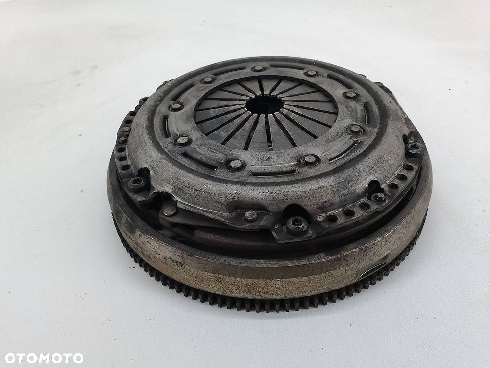KOŁO DWUMASOWE KOMPLETNE PEUGEOT 207 1.6 16V 9671073880  043082000854 - 6