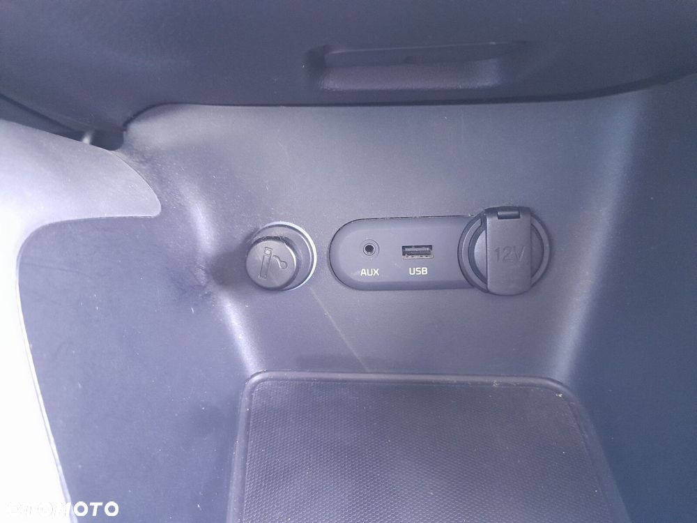 Kia Ceed 1.6 GDI M - 27