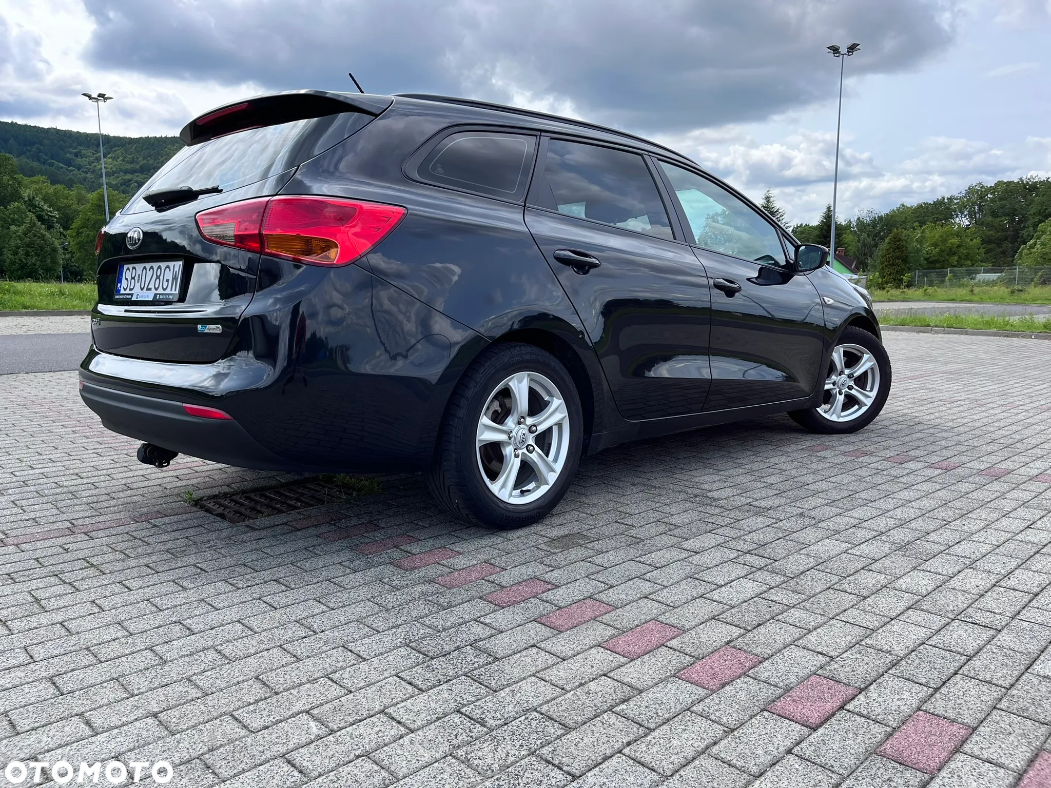 Kia Ceed 1.6 GDI Dream-Team Edition - 12