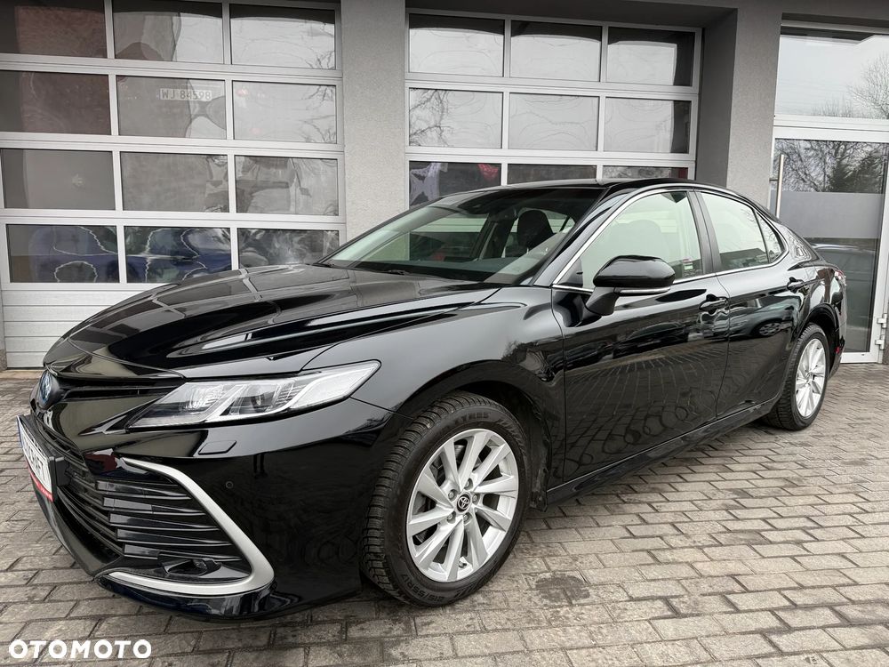 Toyota Camry 2.5 Hybrid Comfort CVT - 3