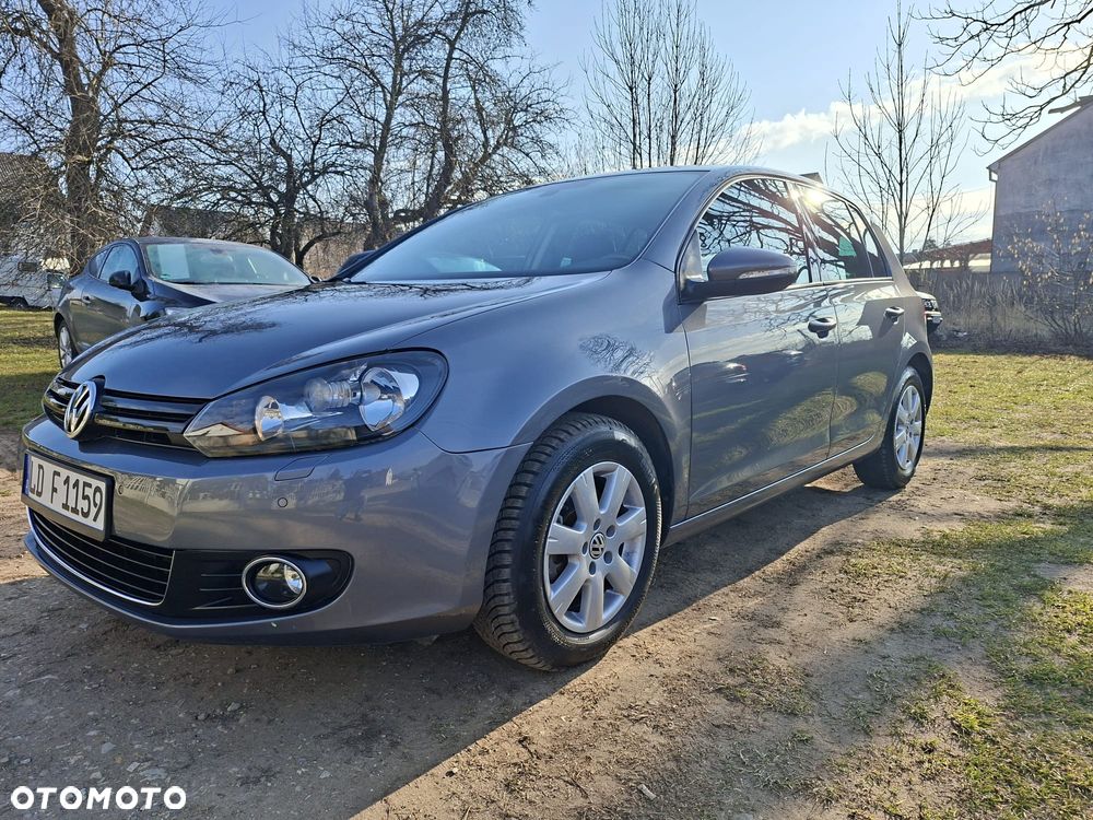 Volkswagen Golf 2.0 TDI DPF MATCH - 1