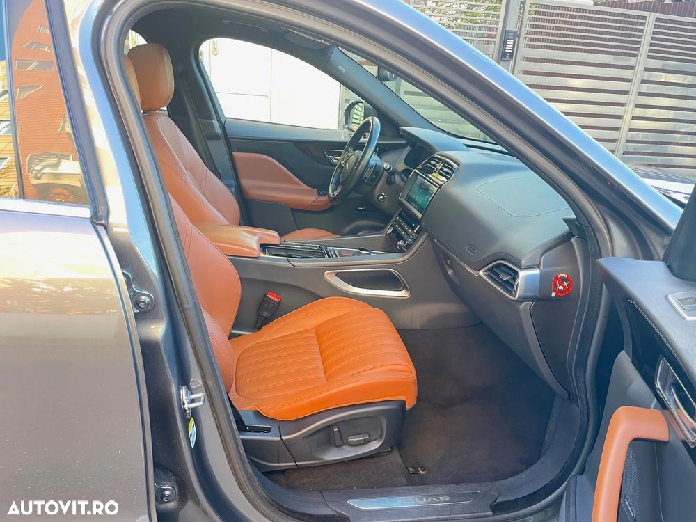 Jaguar F-Pace 30d AWD R-Sport - 8