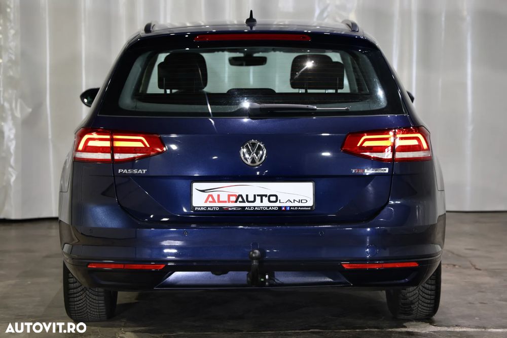 Volkswagen Passat 1.6 TDI (BlueMotion Technology) Comfortline - 36