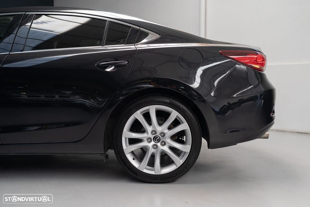 Mazda 6 2.2 SKY-D Excellence Navi - 23
