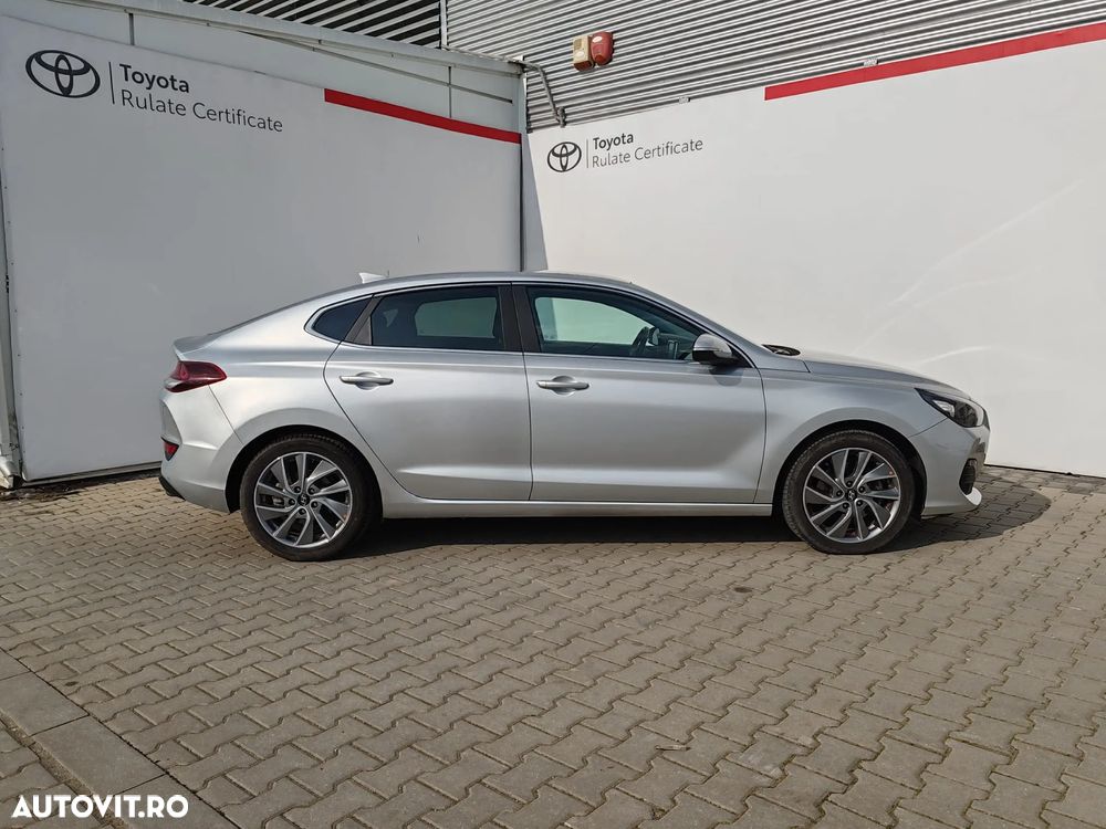 Hyundai i30 1.4 T-GDi 140CP 5DR Exclusive - 3